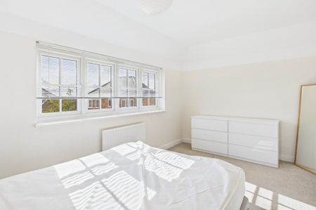 2 bedroom end of terrace house to rent - Photo 5