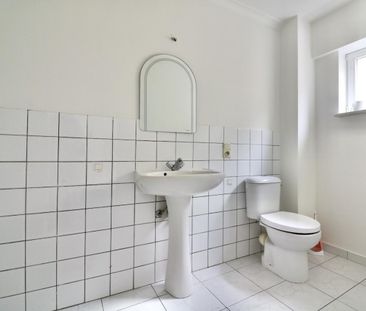 Lichtrijk appartement met 1 slpk, terras en garage* voor 720 EUR/mnd - Photo 6