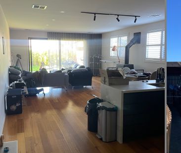 Altona North - Photo 1