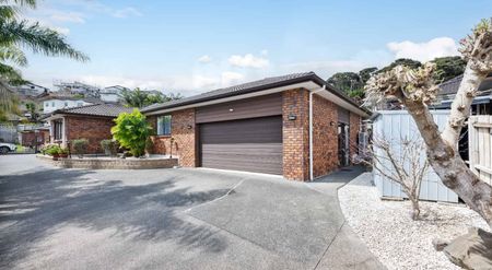 Family home in Western Heights School Zone - Photo 2
