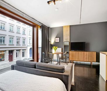 Apartment in Linienstraße, Berlin - Photo 1