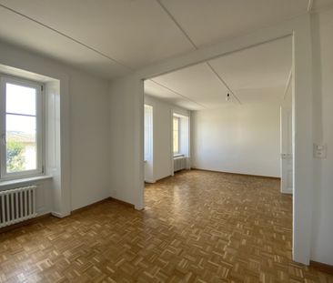 Appartement de 3 pièces au rez-de-chaussée supérieur - Foto 2