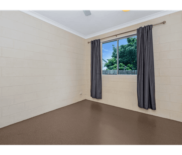 Bright & Breezy Living in Leafy Rosslea - Photo 3