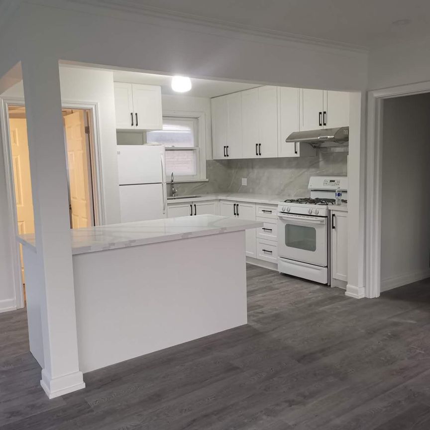 For Lease - 271 Conestoga Avenue, Richmond Hill, Ontario - Photo 1