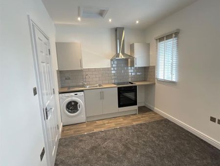 Flat 8, 94h Offmore Road, Kidderminster - Photo 5