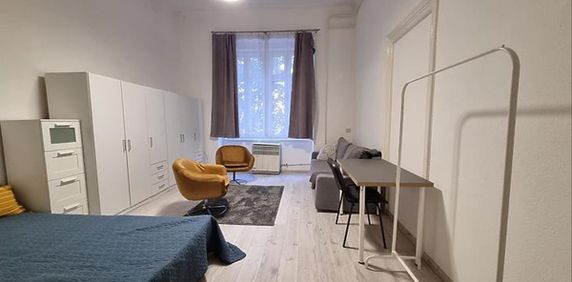 Kiadó jó állapotú lakás - Budapest VI. kerület - Photo 2