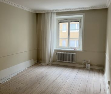 Södertälje - 2rok - 5mån - 12.650kr/mån - Photo 1