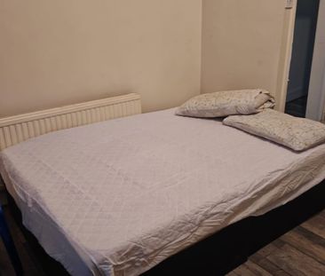 Room in a Shared House, Chadwick Road, SE15 - Photo 6