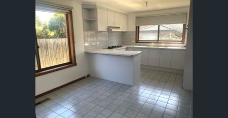 Spacious 3-Bedroom Home in Prime Reservoir Location - Photo 5