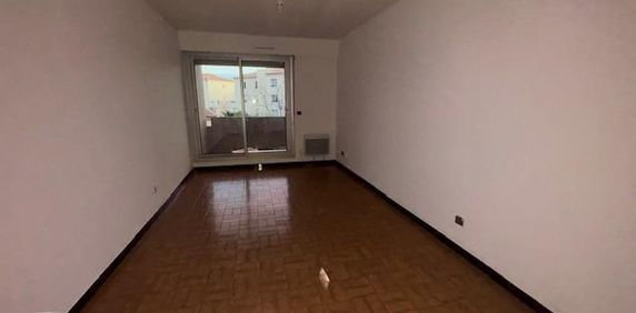 Location Appartement 1 pièce 27m² SETE 34200 - Photo 2