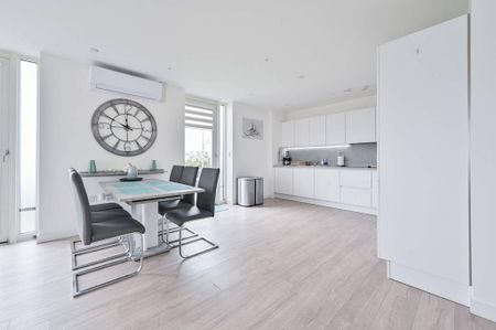 3 bedroom flat to rent - Photo 2