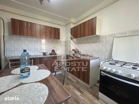 Apartament cu 2 camere de inchiriat, centrala proprie, zona Dambovita - Photo 3