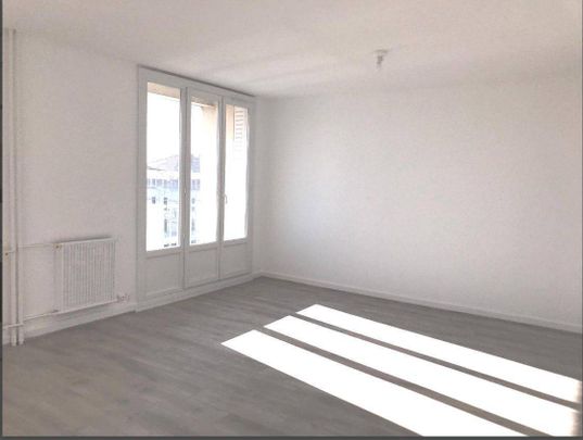 Location appartement 4 pièces 70.45 m² à Romans-sur-Isère (26100) - Photo 1