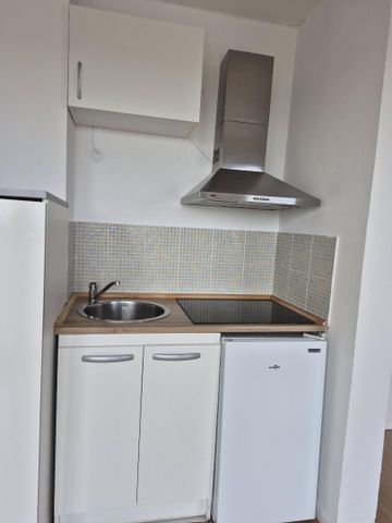 Location Appartement 1 pièce 22m² CALAIS 62100 - Photo 2