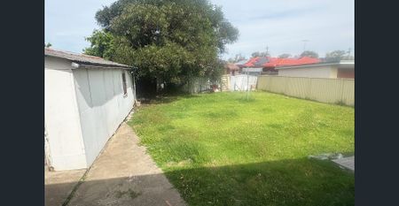 GREAT VALUE HOME CLOSE TO EVERYTHING - Photo 4