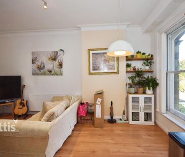 2 bedroom duplex to rent - Photo 1