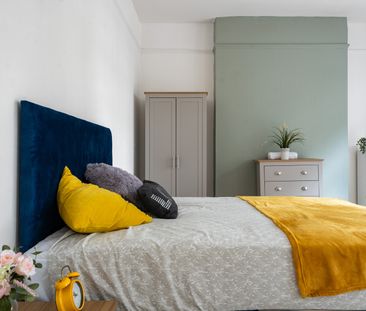 🏡🌺 Minutes away from Turnpike Lane Tube Station - Photo 2