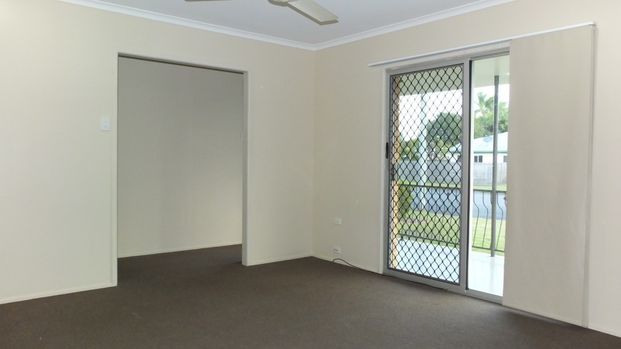 WELL PRESENTED THREE BEDROOM HOME - Photo 1