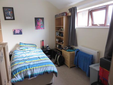 2 bedroom terraced house to rent - Photo 3