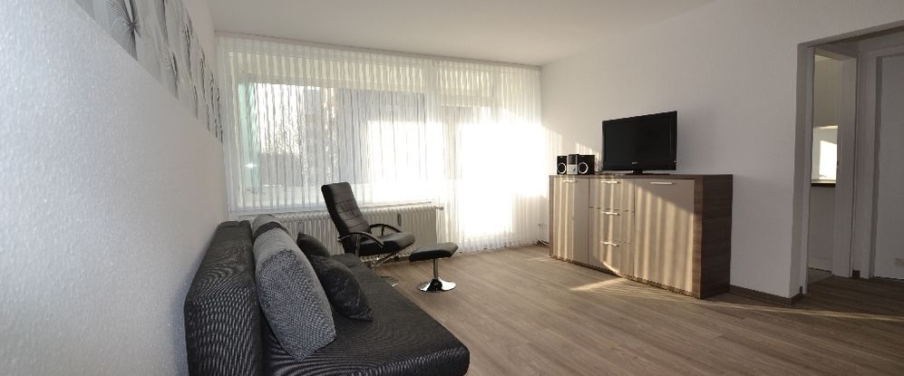 Möbliert u. bezugsfertig – Ihr Zuhause mit Loggia und Grünblick - Foto 1