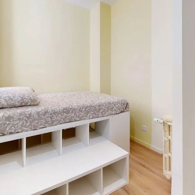 Appartement à louer 4 pièces 70.18m² - Photo 1