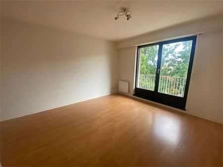 Location Appartement 2 pièces 51m² - Photo 3