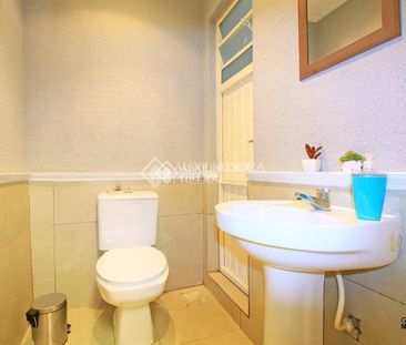 Casa com 3 quartos e 200m² para alugar em Moinhos de Vento, Canoas. - Photo 3