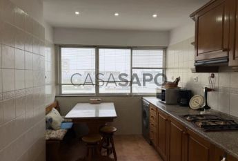 Apartamento T2 para alugar na Amadora