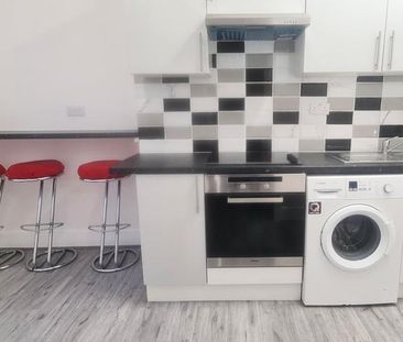 1 bedroom flat to rent - Photo 6