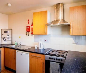 One Bedroom Apartment - Photo 5