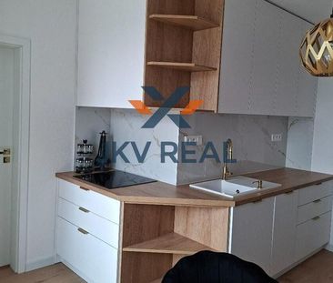 Prenájom 3 izboveho bytu po kompletnej rekonštrukcii,Nový Juh - Photo 6
