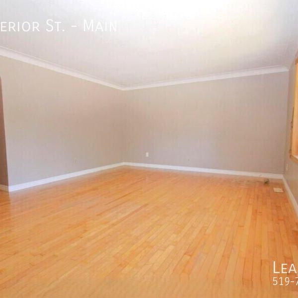 Fresh Main Floor Unit in Desirable LaSalle Neighborhood! - Photo 1