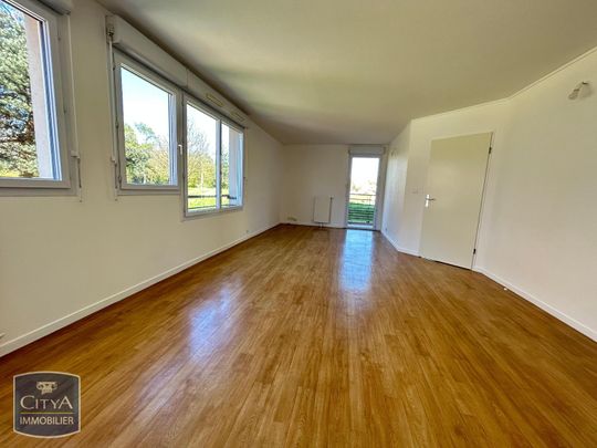 Location Appartement 3 pièces 77m² COULAINES 72190 - Photo 1