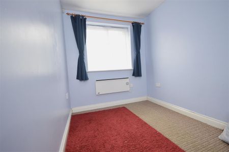 2 bedroom flat - Photo 5