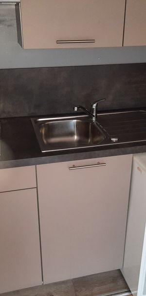 NANCY PROCHE FACS DES LETTRES ET DROIT STUDIO DE 23 M2 ENVIRON - Photo 1