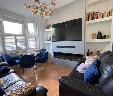 Room in a Shared House, Dagnall Park, SE25 - Photo 3