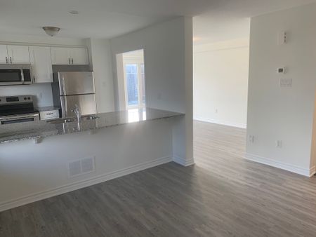 For Lease - 46 Squashberry Lane, Kanata, Ontario - Photo 3