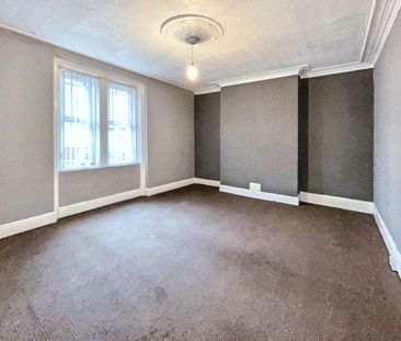 2 bed lower flat to rent in NE10 - Photo 2