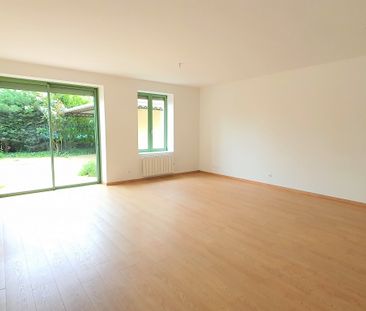 Location Appartement 4 pièces 96m² COUZON AU MONT D OR 69270 - Photo 3