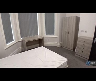 1 bedroom in a house share to rent - Photo 5