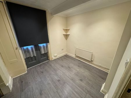 2 Bed Flat, Bevois Mansions, SO14 - Photo 2