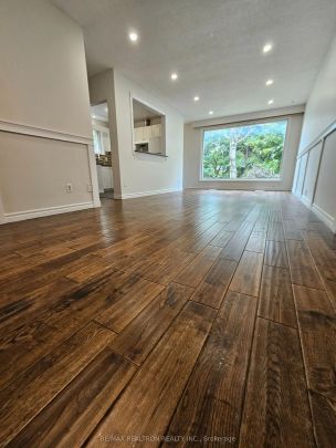 358 Browndale Crescent #MainFlr - Photo 1