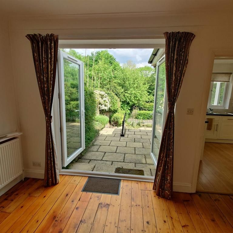 3 bedroom semi-detached house to rent - Photo 1