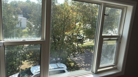 For Lease - 38 River Drive Unit# 3, Halton Hills, Ontario - Photo 2