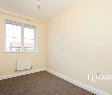 Juniper Crescent, Spalding, Lincolnshire, PE12 - Photo 1