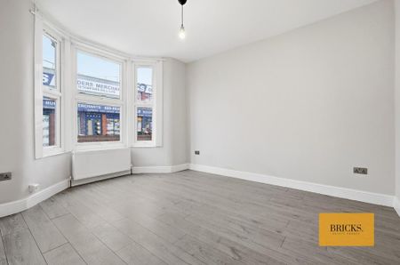 4 bedroom terraced house to rent - Photo 3