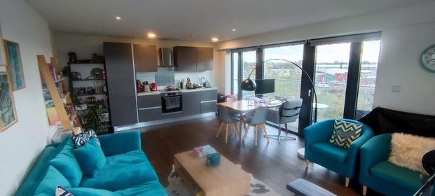 2 bedroom apartment to rent - Photo 1