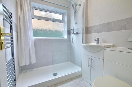 2 bedroom bungalow to rent - Photo 5