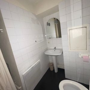 Appartement meublé à louer Lyon 7ème arrondissement, - Photo 2