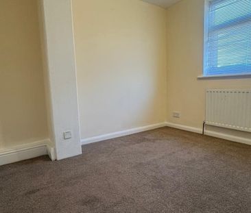 Kyle Avenue - Photo 6